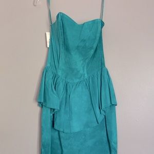 Simply red 80’s vintage suede dress NWT